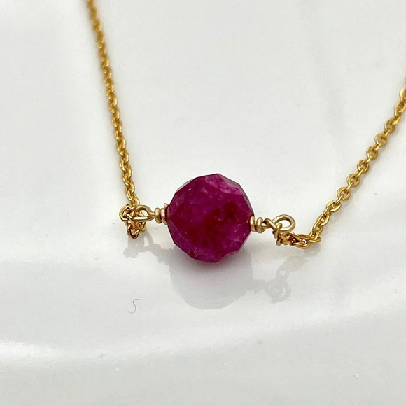 Dainty 14K Gold Plated Chain And Raw Ruby Bead Necklace - Picture 1 of 10